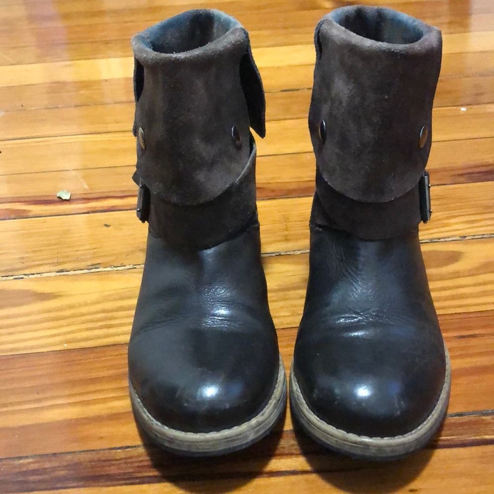 Brown Clarks boots